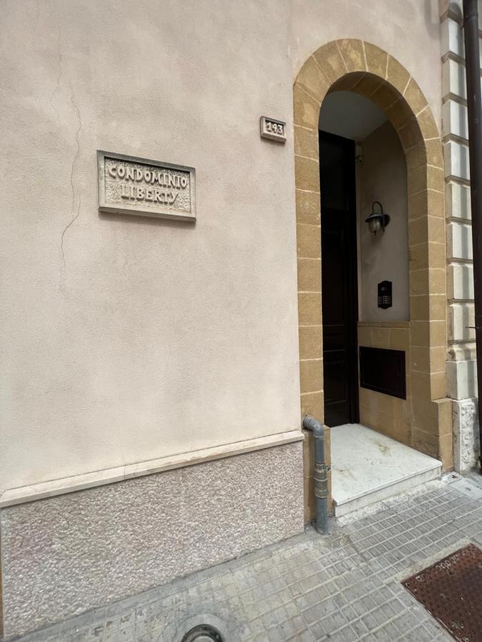 דירות ברינדיזי La Casa Di Nina מראה חיצוני תמונה